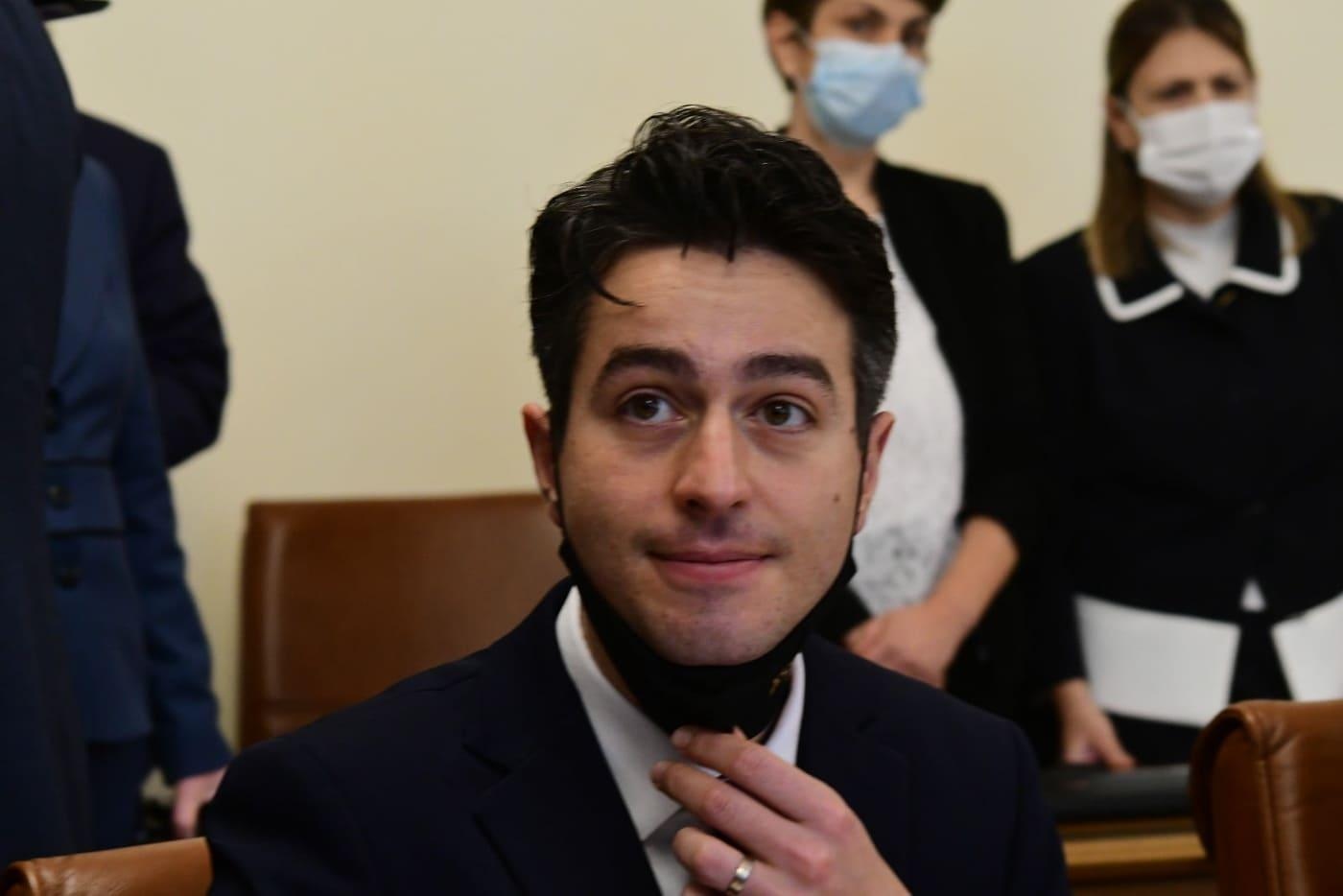 Министърът на културата Атанас Атанасов ПП взриви снощи социалните мрежи